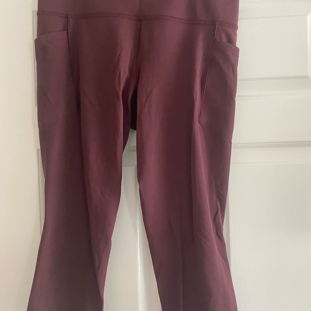 Athleta Burgundy Leggings Size Medium